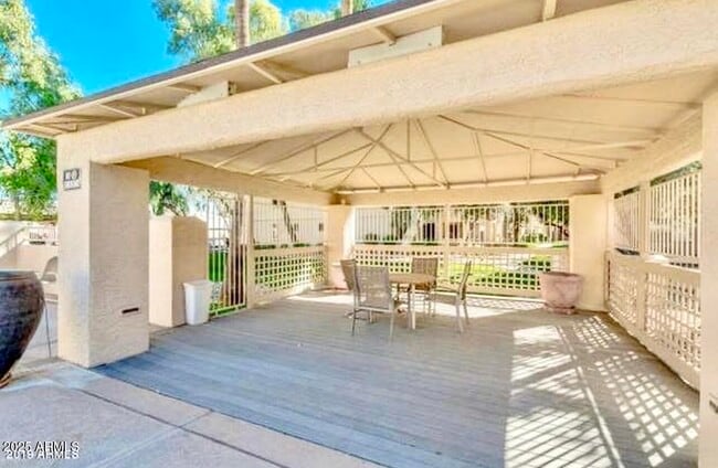 Building Photo - 2855 S Ext Rd