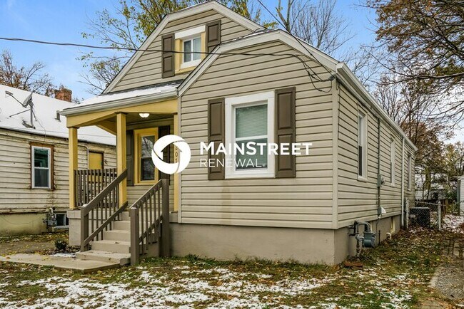 Building Photo - 3 Bedroom Pet-Friendly Home in Louisville, KY with Main Street Renewal