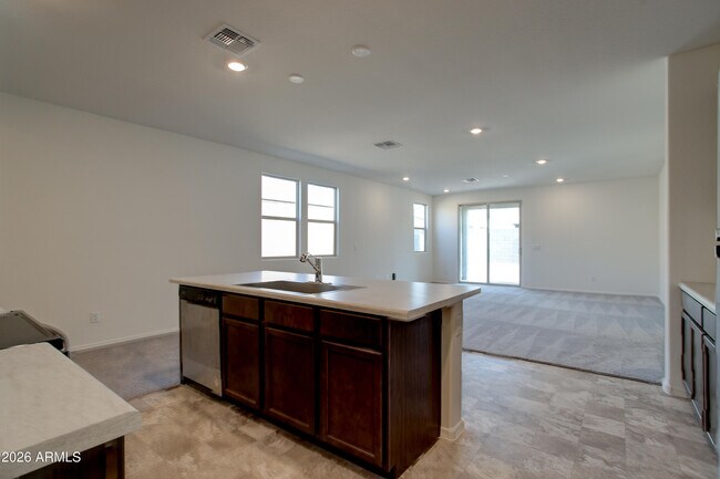 Building Photo - 12340 W Kaler Dr