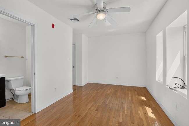 Building Photo - 4307 Locust St