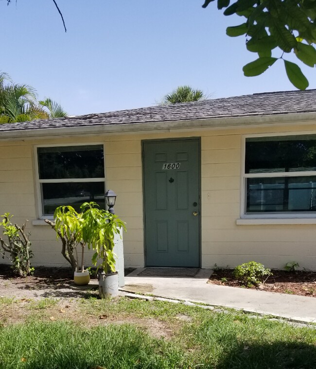 1600 Cardinal Ln 1600 Cardinal Ln Englewood FL 34224 Apartment Finder