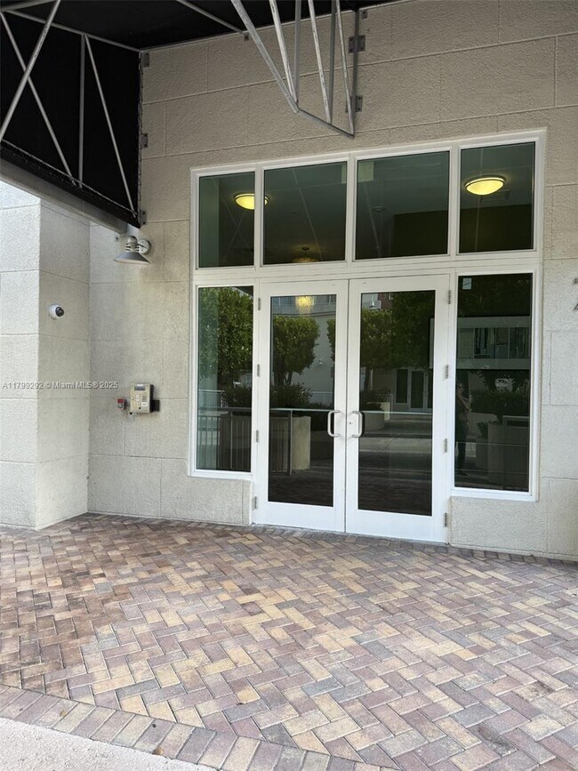Building Photo - 7275 SW 89th St
