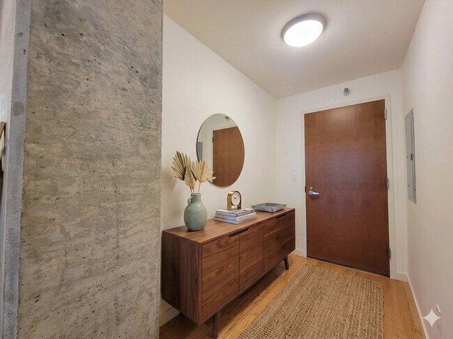 Building Photo - 235 W Van Buren St