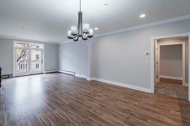 Building Photo - 207 Shearwater Ct W