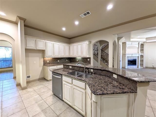 Building Photo - 2137 Langdon Dr