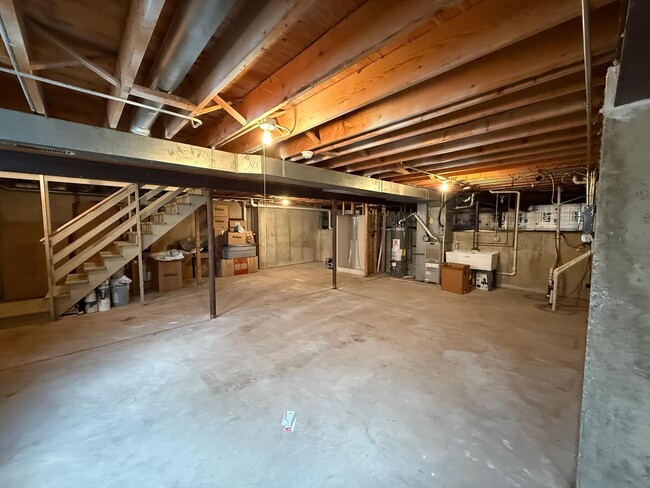 Building Photo - 3508 Caine Dr