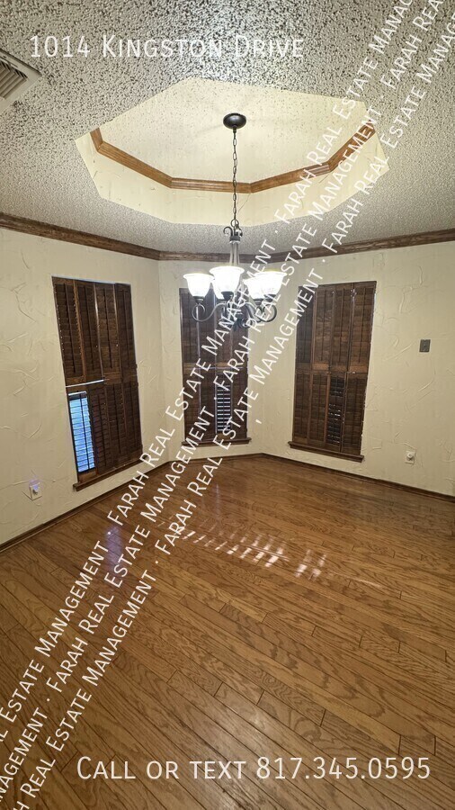 Building Photo - 1014 Kingston Dr