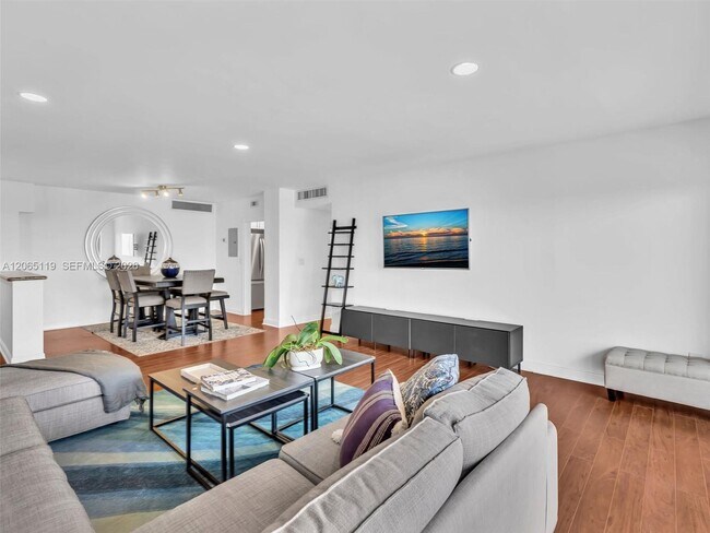 Building Photo - 2451 Brickell Ave