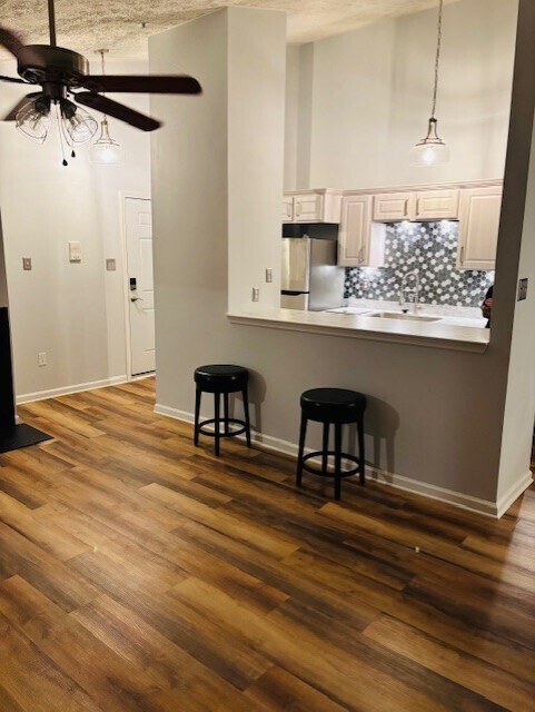 Building Photo - 743 Deering Rd