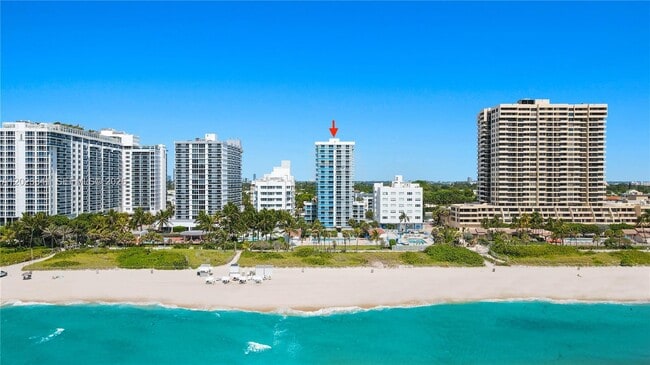 Building Photo - 2457 Collins Ave