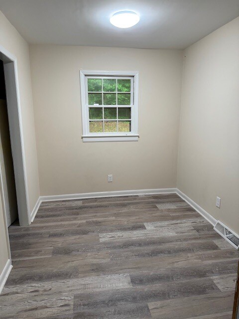 Building Photo - 702 Kildee Dr