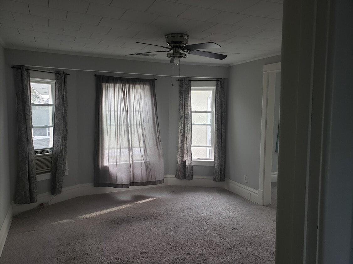 Dining Room - 926 S 2nd St