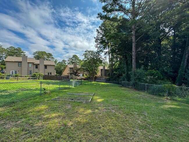 Building Photo - 2582 Gotts Ln