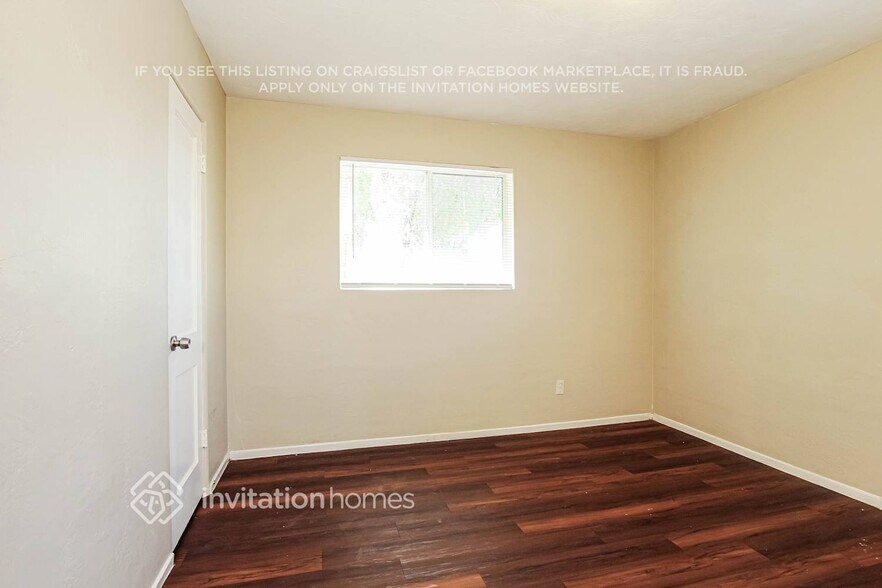 Building Photo - 2928 W San Juan Ave