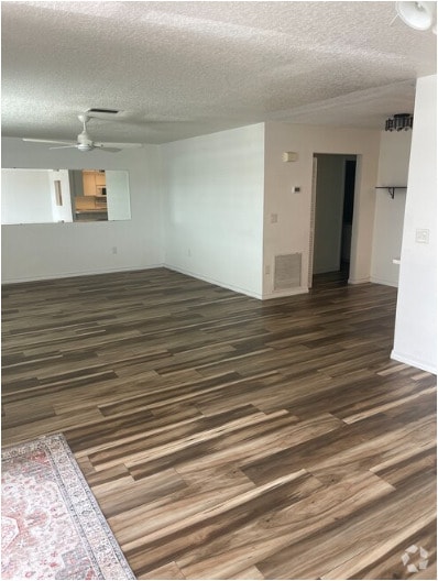 Building Photo - Placida Way Condos