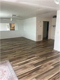 Building Photo - Placida Way Condos