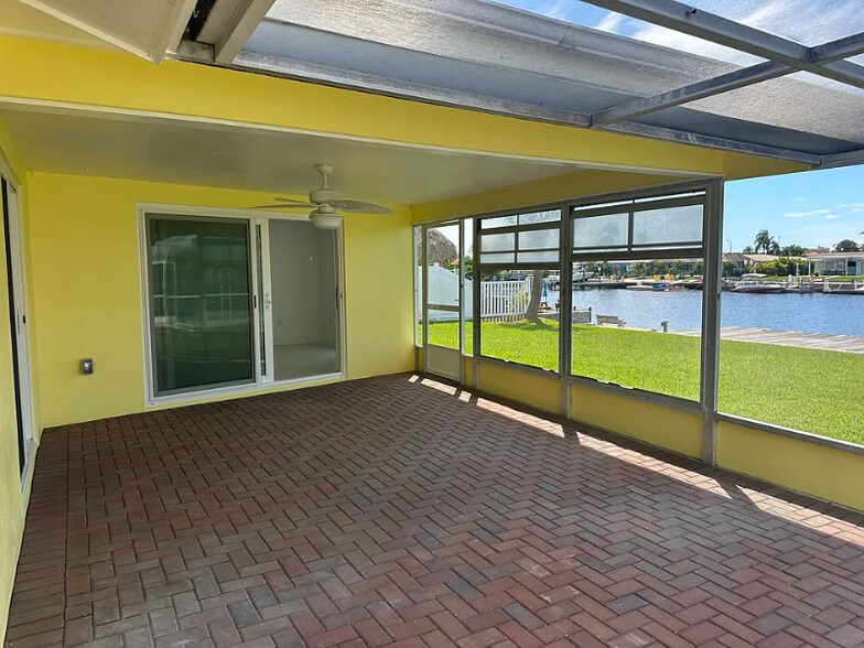 Building Photo - 5401 Leeward Ln