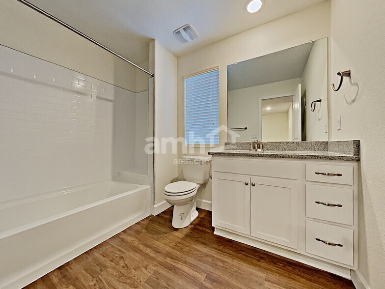 Building Photo - 4405 Crestone Peak St