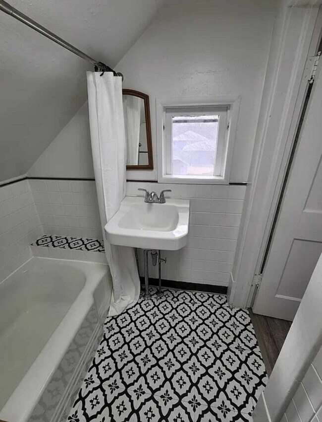 Bathroom - 7114 27th Ave
