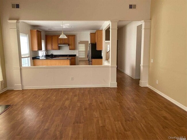 Building Photo - 87 Louden Loop