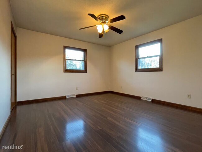 Building Photo - 2 br, 1 bath House - 2038 Austin Dr