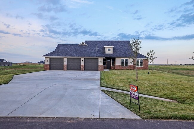 Building Photo - 3251 Tulsa Dr