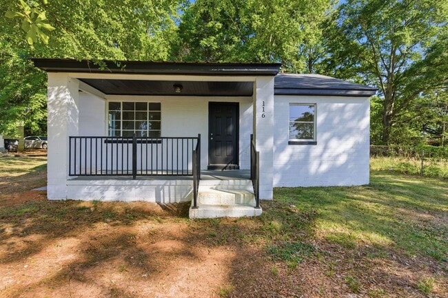 Building Photo - 116 Chester Ave