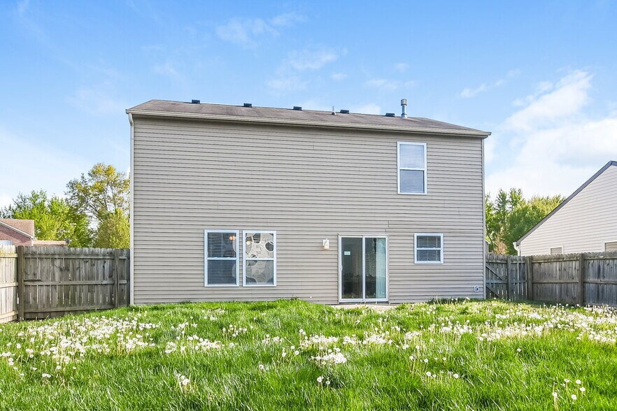 Building Photo - 10916 Firefly Ct