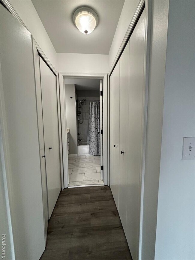 Building Photo - 15222 Ashley Ct