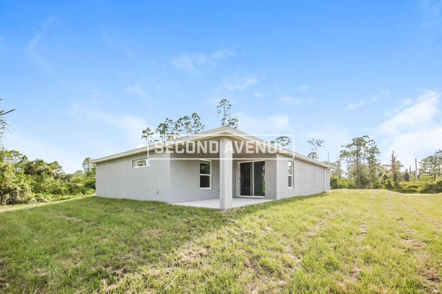 Building Photo - 459 Lackey Ave S