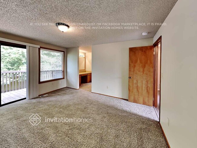 Building Photo - 9919 Zircon Dr SW