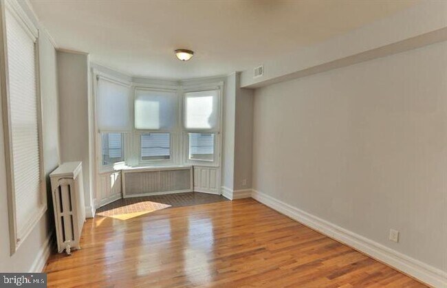 Building Photo - 855 N 24th St