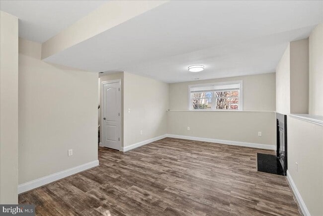 Building Photo - 507 Lindsay Ct