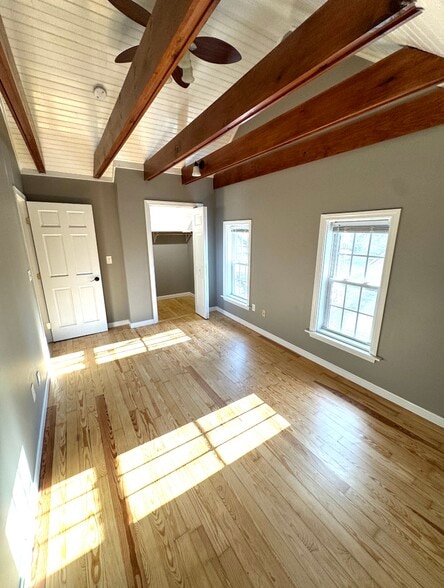 Building Photo - 12 Myrtle St