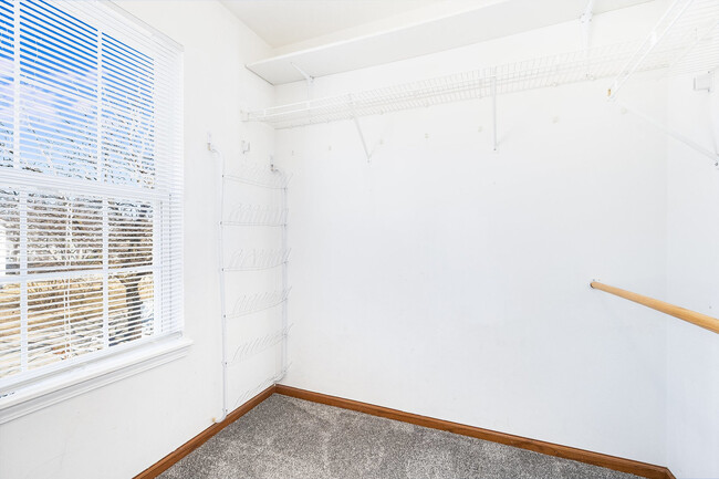 Building Photo - 14149 S Napa Cir