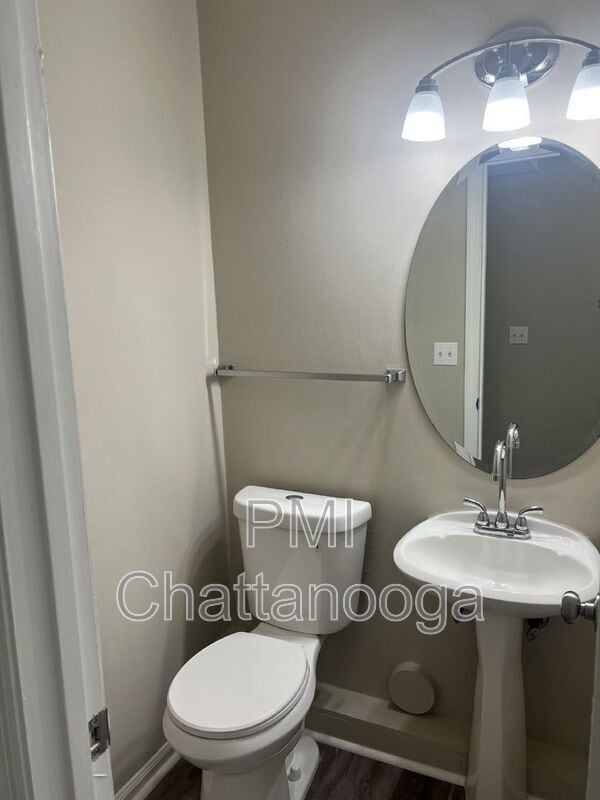 Building Photo - 1430 Stratton Pl Dr