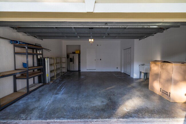 Building Photo - 4574 Danson Way