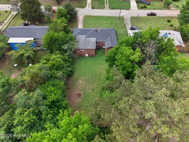 Building Photo - 1429 Waccamaw Dr