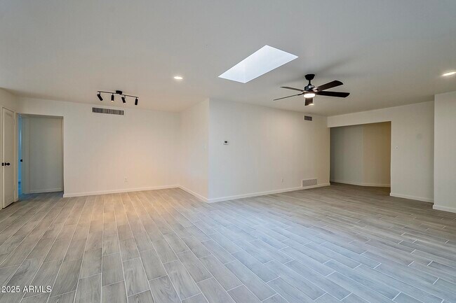 Building Photo - 2028 S College Ave