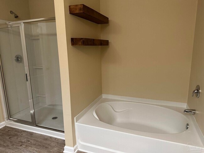 Building Photo - 6482 Flora Court