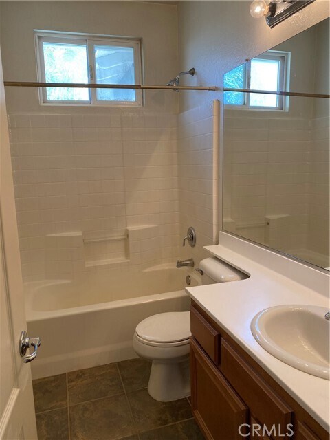 Building Photo - 5505 Sunset Ridge Dr