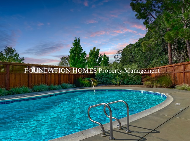 Building Photo - Sun Drenched Waterfront Shelter Bay Penthouse- Pool- Tennis - FOUNDATION