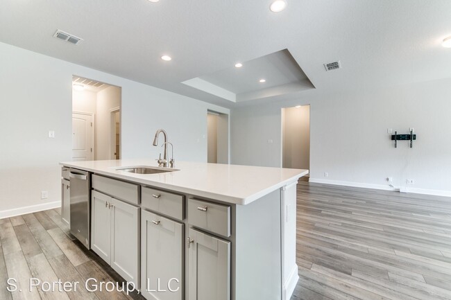 Building Photo - 3 br, 2 bath House - 240 Melody Meadows