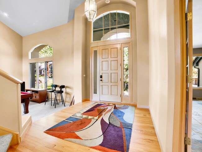 Building Photo - 2215 Island Point