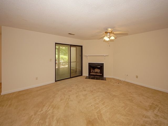 Building Photo - 2311 Treescape Drive Apt 2