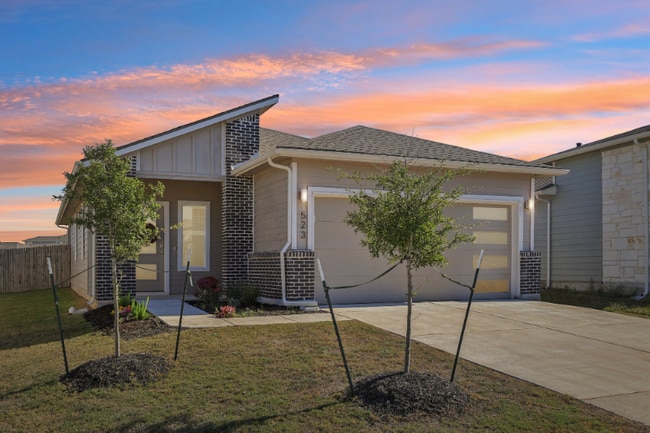 Building Photo - 523 Millbrook Blvd