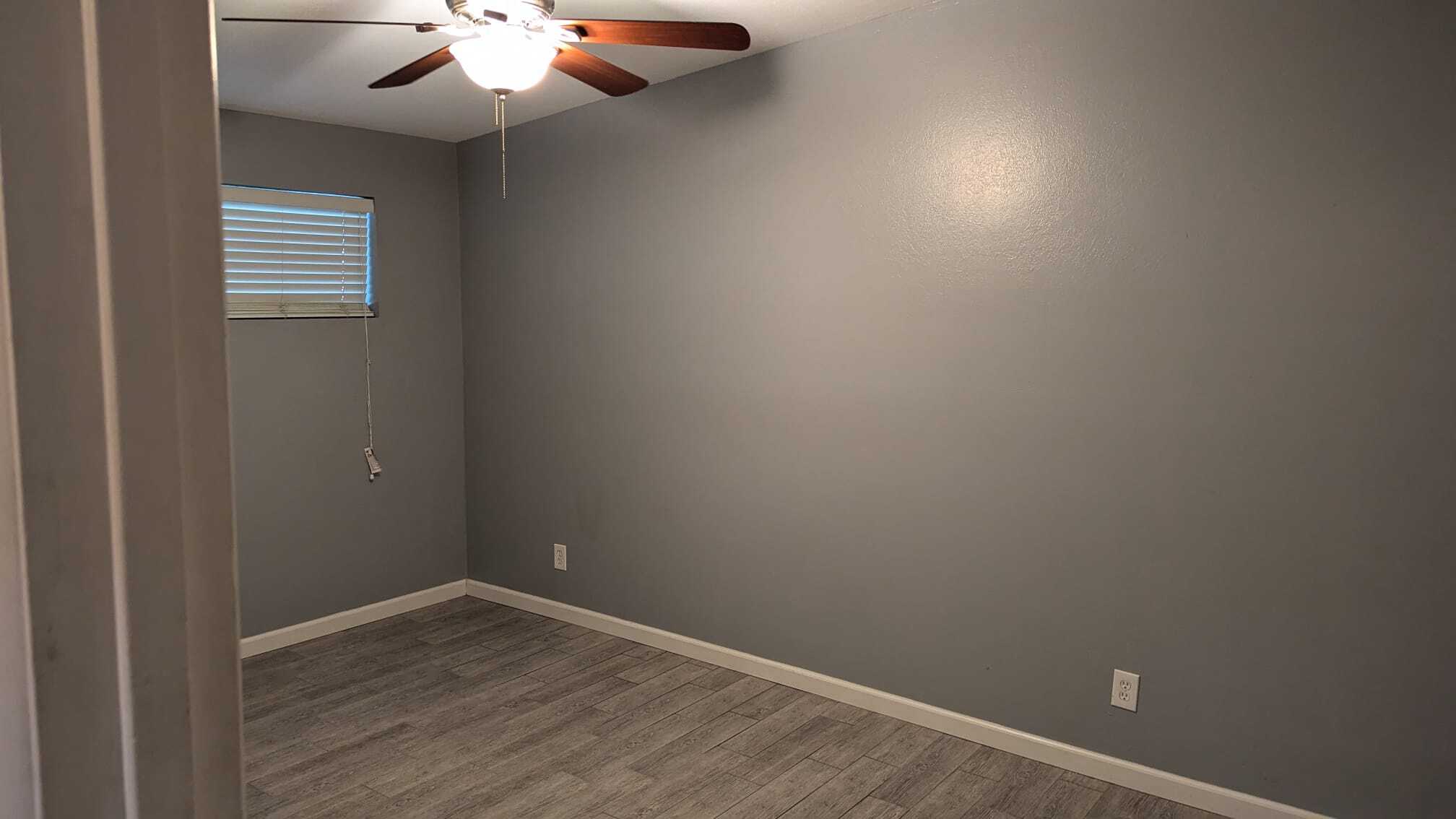 Building Photo - 6524 N 12th Pl