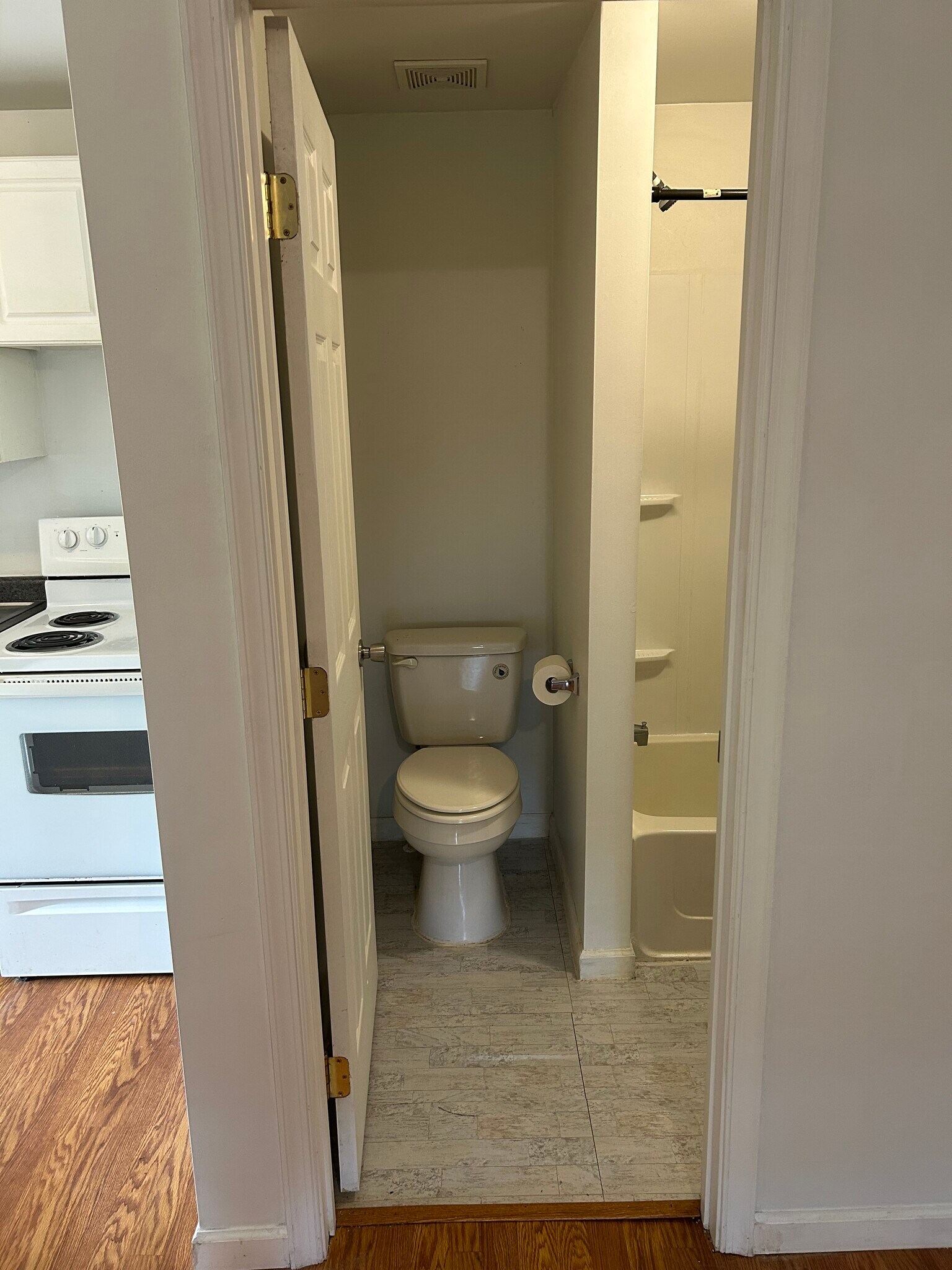 Bathroom - 26908 Plantation Rd