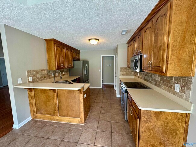 Building Photo - 104 Appleberry Ln