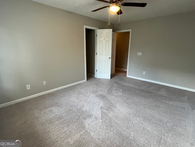 Building Photo - 10055 Lauren Hall Ct